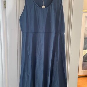 Elegant Blue Midi Dress